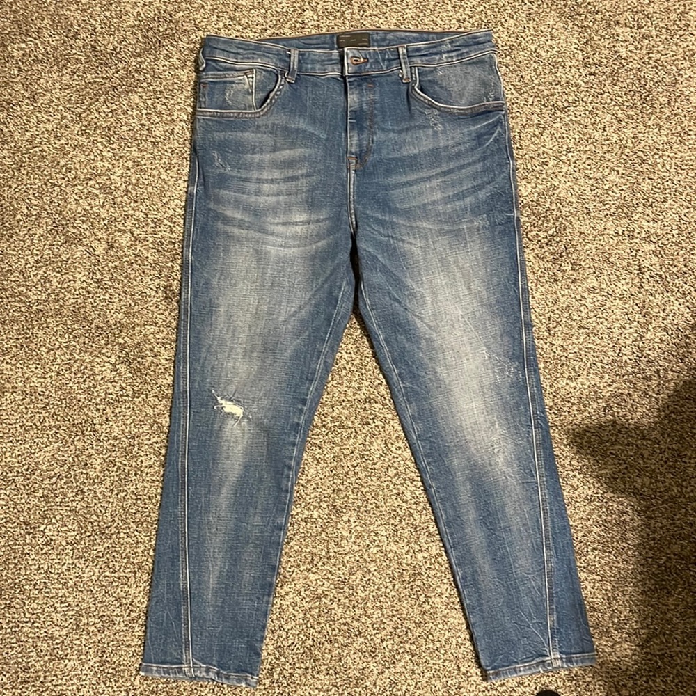 Zara jeans ; Size 32